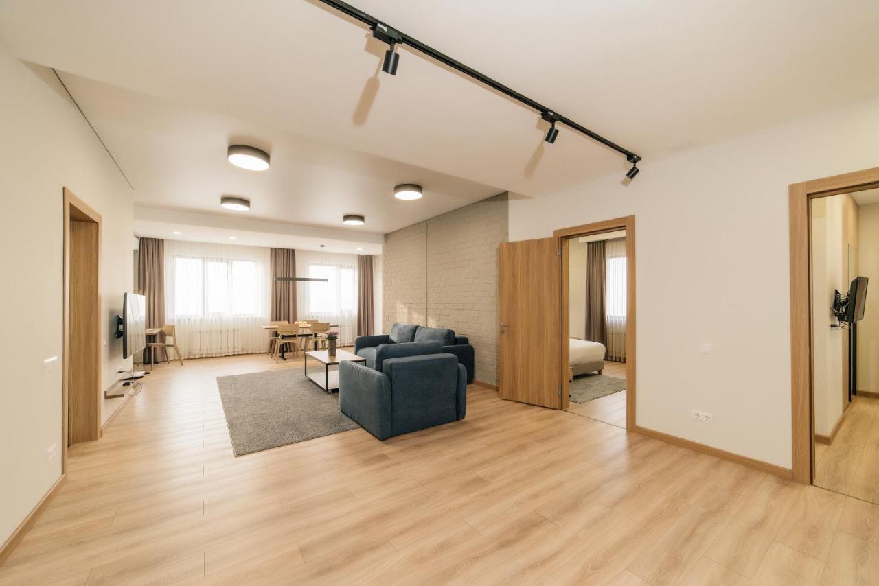 Solutel Apartments-34 Бишкек Екстериор снимка