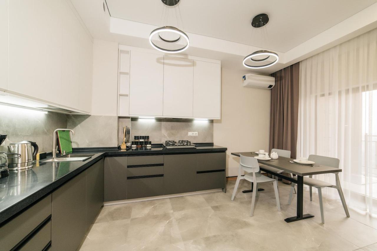 Solutel Apartments-34 Бишкек Екстериор снимка